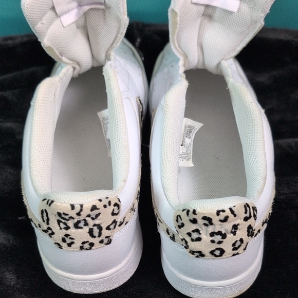 Nike White Sneakers with Leopard Print Swoosh - Picture 9 of 11